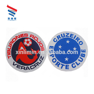 Botão em estilo de design personalizado Ferro em patches tecidos para o clube de futebol equipe personalizada