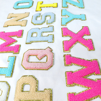 5.1cm 5.7cm 6.3cm 7cm Letras A-Z Glitter Patch Isolante Chenille Glitter Letter Patch Vestuário