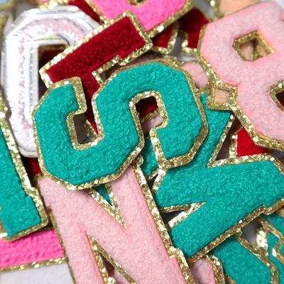 5.1cm 5.7cm 6.3cm 7cm Letras A-Z Glitter Patch Isolante Chenille Glitter Letter Patch Vestuário