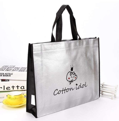 Saco de tecido não tecido LOGO personalizado Impressão a laser Saco Tote de filme metálico para lenços