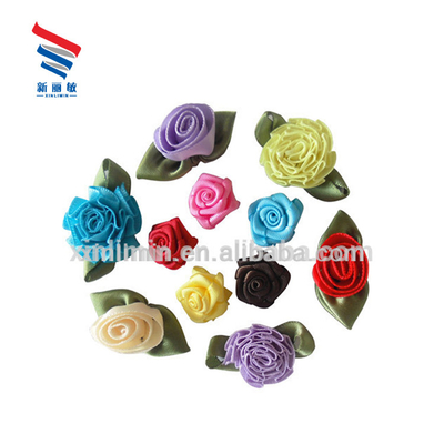 Estilo de rosto único Cor-de-Rosa de fita de cetim colorida Arco de flor Decoração de casamento sustentável