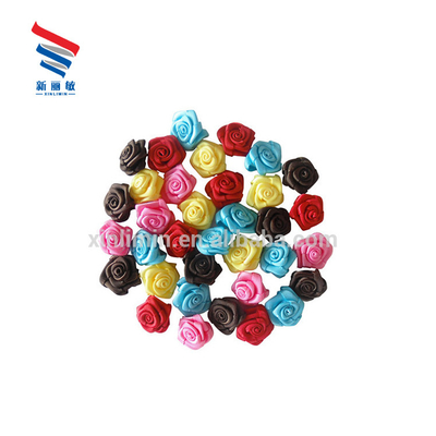 Estilo de rosto único Cor-de-Rosa de fita de cetim colorida Arco de flor Decoração de casamento sustentável