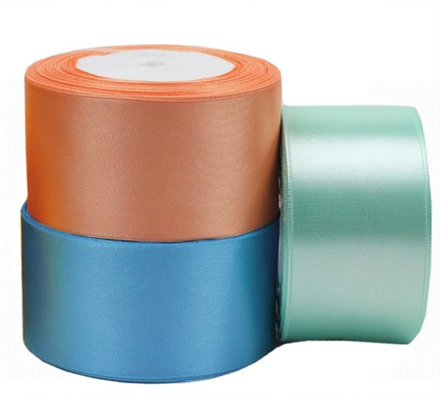 Fios de poliéster recicláveis Eco-friendly Fios satinados para têxteis domésticos 3mm-100mm
