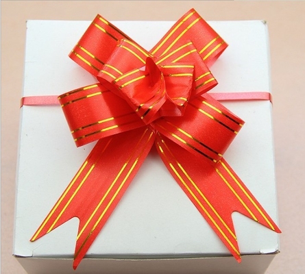 Nice and Fastness Color Organza Pull String Arcos para festa de casamento em material de cetim